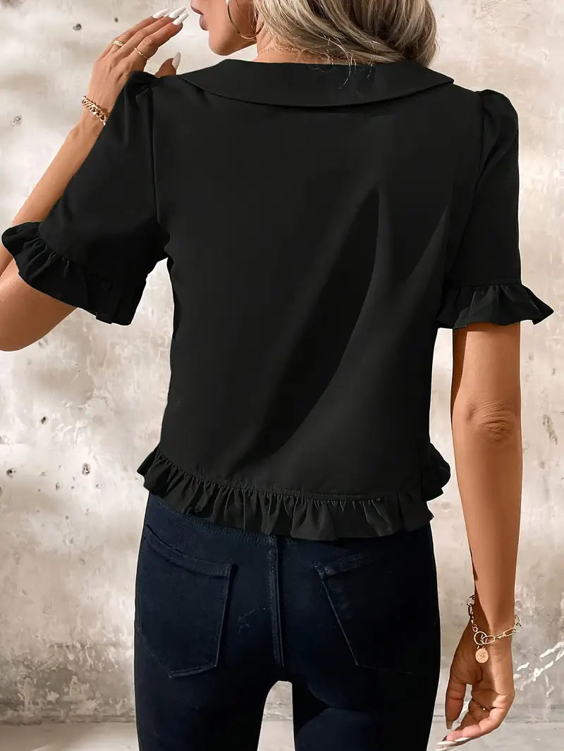 Eva | Elegant blus med volangdetaljer – 2+1 gratis